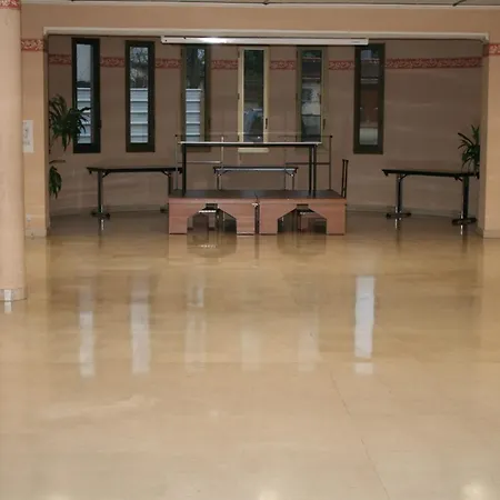 Universitaire Lanteri 3*